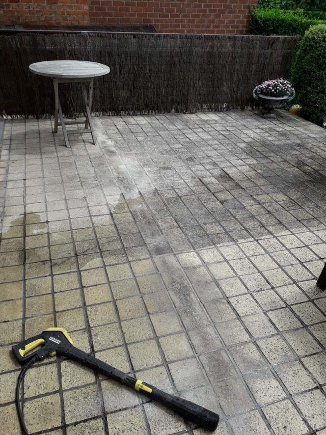 Tout petits travaux Tout petits travaux