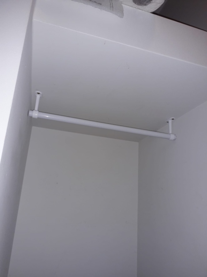 Petits travaux / handyman / facility services Petits travaux / handyman / facility services