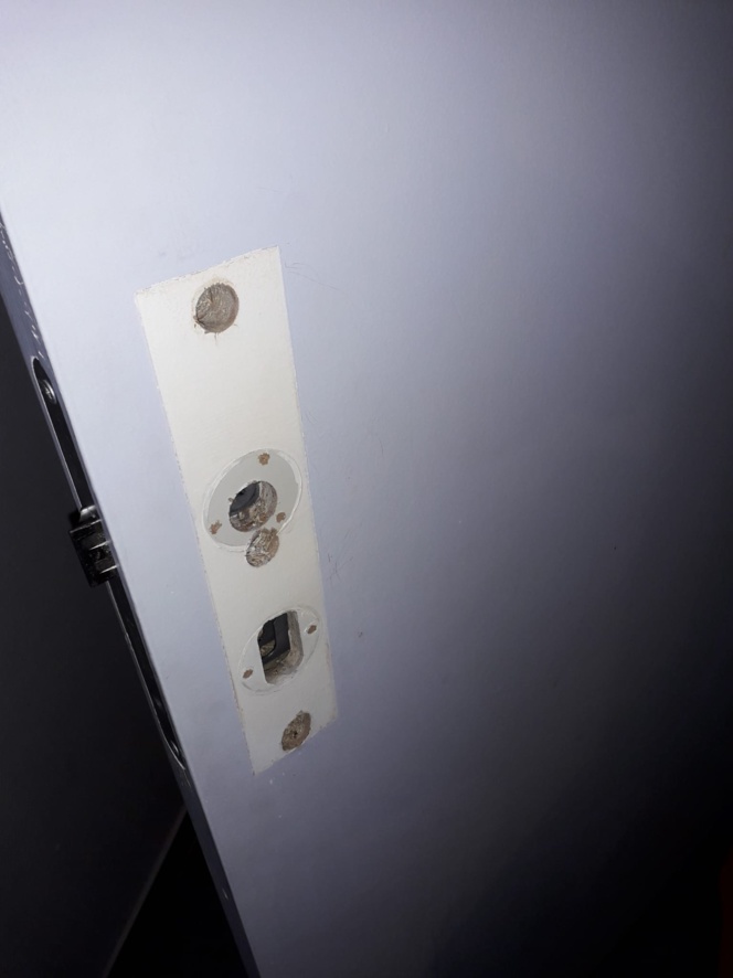 Petits travaux / handyman / facility services Petits travaux / handyman / facility services