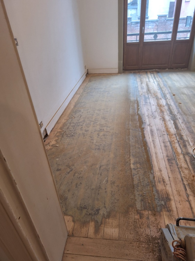 Pose de parquet - ponçage - vitrification Pose de parquet - ponçage - vitrification