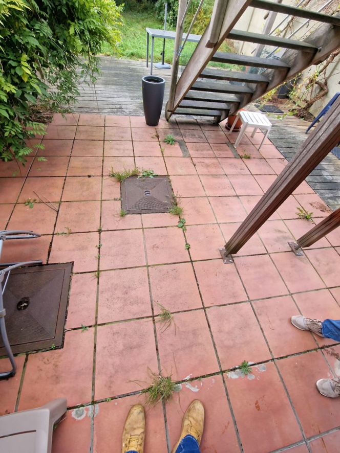 Réparation et rénovation des joints de terasse ou parking Réparation et rénovation des joints de terasse ou parking