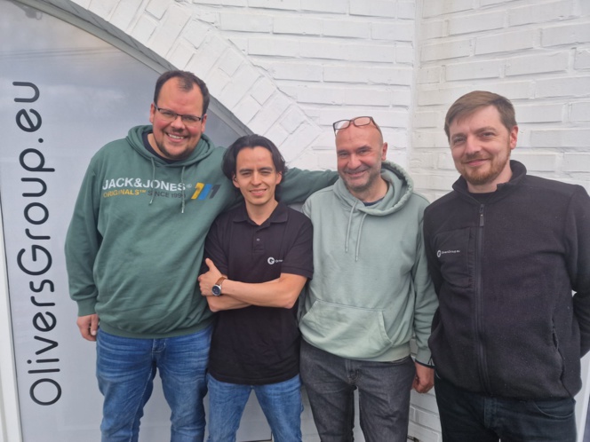 Nos quatre responsables client à votre service Nos quatre responsables client à votre service