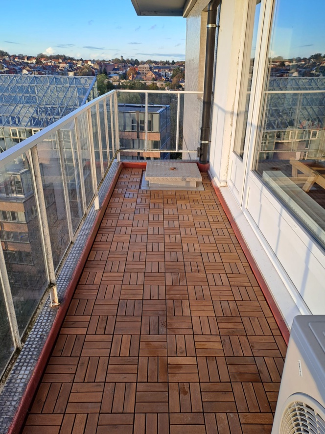 Revetements de sols et de murs (vinyls, lino, quickstep, beton ciré, moquette, tapis et tapisserie, ...) Revetements de sols et de murs (vinyls, lino, quickstep, beton ciré, moquette, tapis et tapisserie, ...)