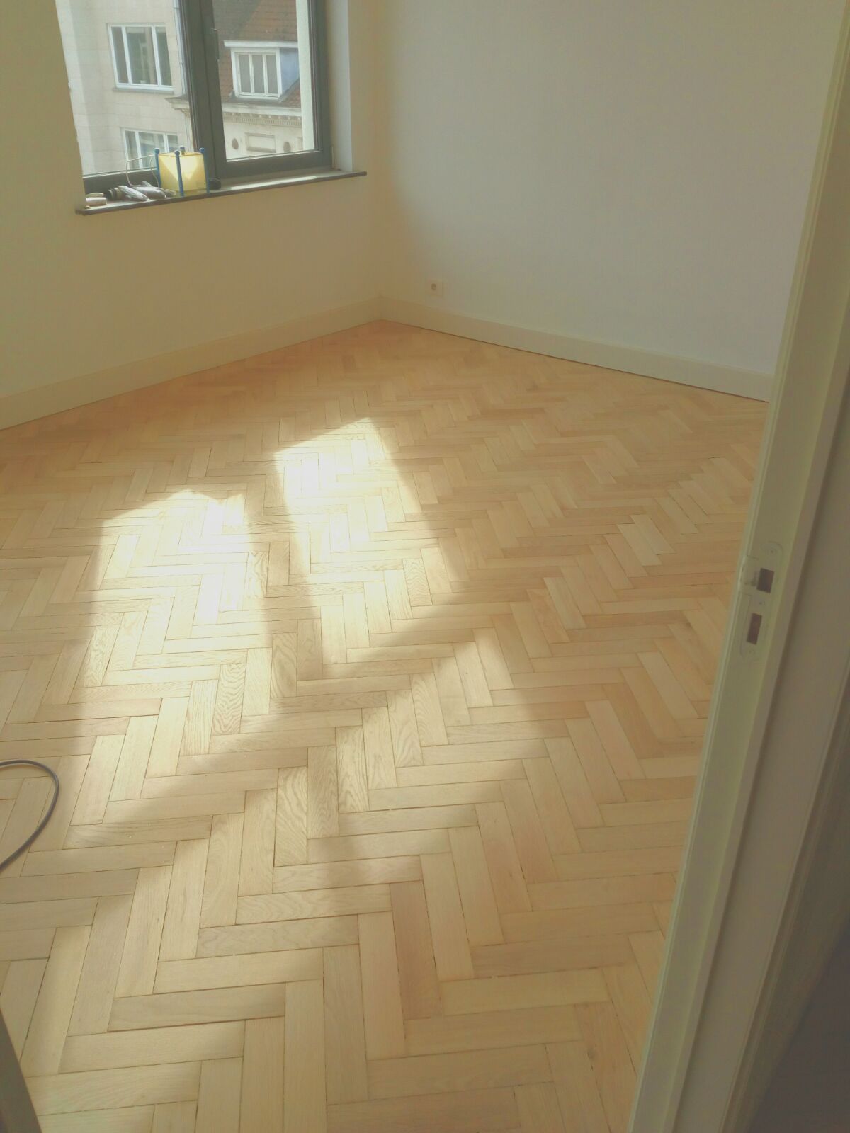 Pose de parquet - ponçage - vitrification