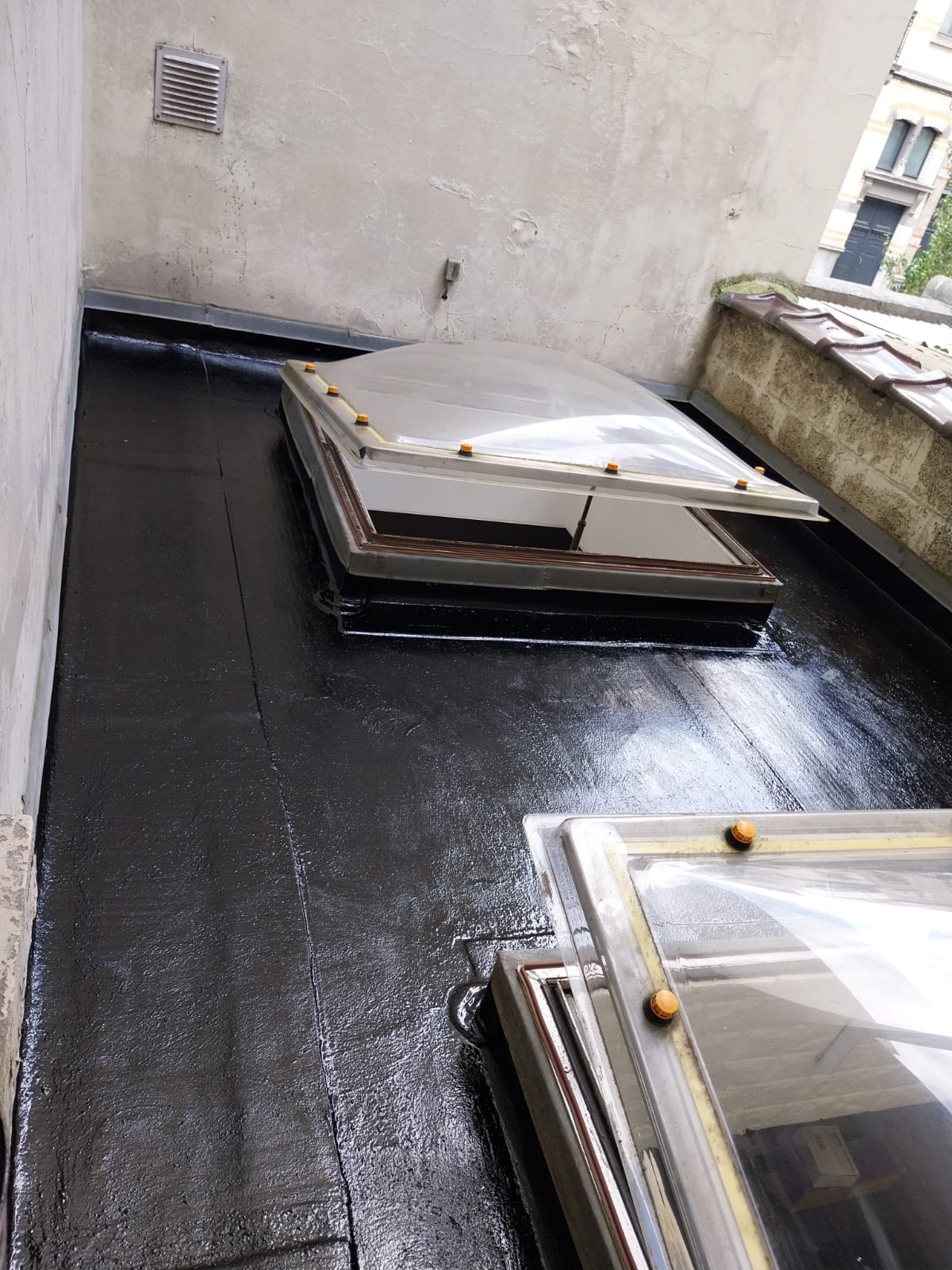Toiture plate en roofing : remplacement et réparations (rendre étanche) Toiture plate en roofing : remplacement et réparations (rendre étanche)