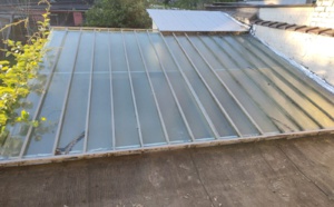 Toiture plate en roofing : remplacement et réparations (rendre étanche)